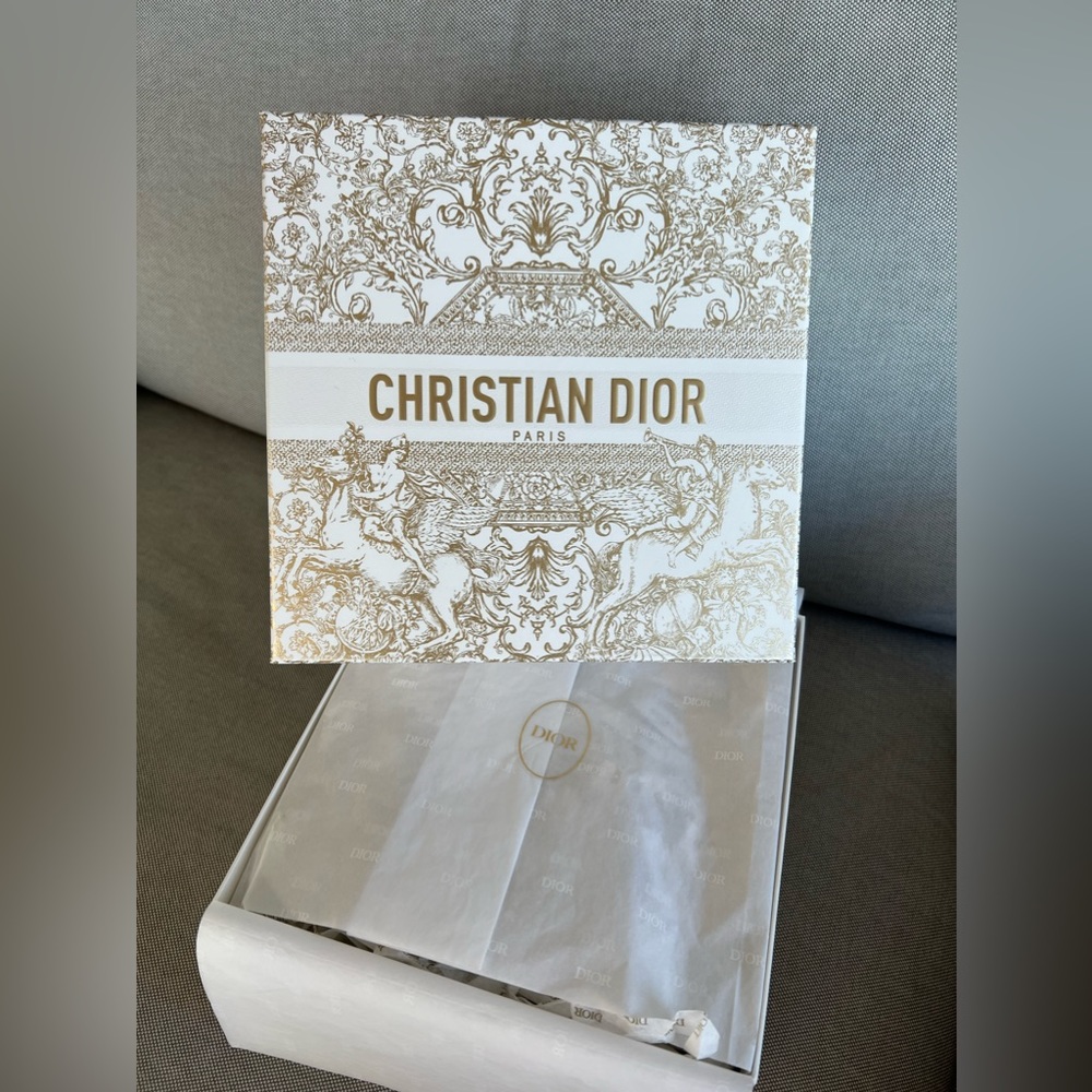 Dior Box